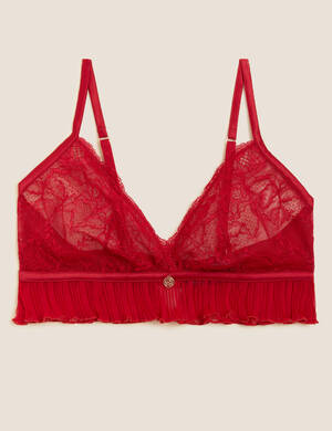 marksandspencer_Valentyn2023_T81_6415Z_krajkova braletka Rosie bez kostic s plisovanim_velikostA-E_cervena_899Kc.jpg